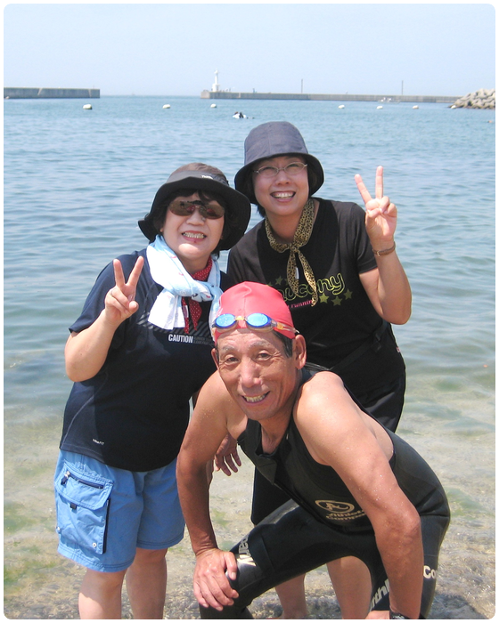 伊丹健康水泳部の女性と高野さん