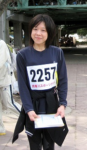 5km女子優勝の谷真由美さん